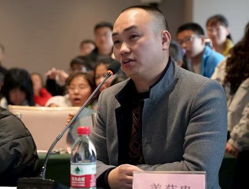 笔墨含韵，工致传神——论姜薛贵工笔画的艺术特质